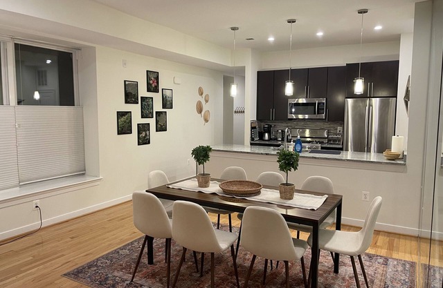 Large, luxurious, modern townhouse located in central DC!