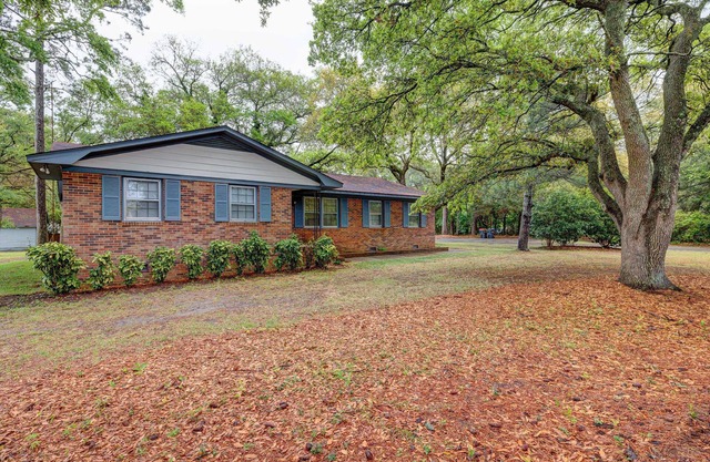Large Ranch house in Wilmington