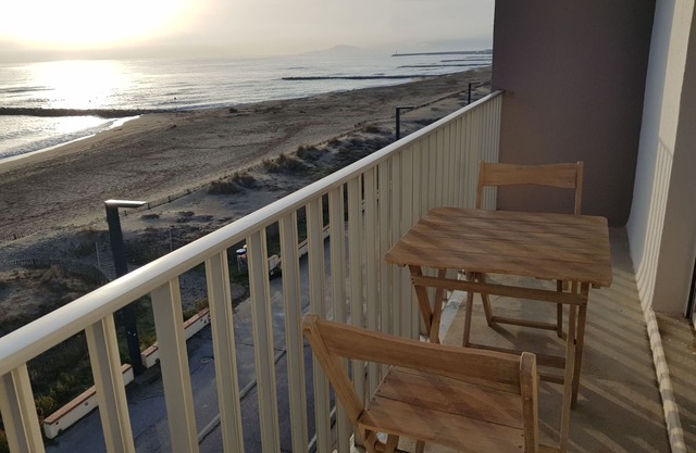 GRAN ESTUDIO, MAGNIFICA VISTA AL MAR, PLAYA CENTRAL