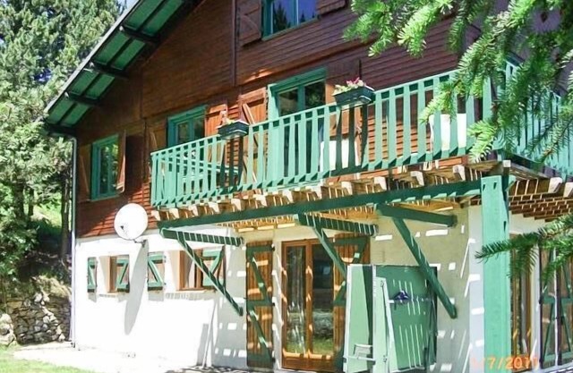 Gran apartamento T4 en la parte inferior del chalet, en Pyrénées 2000, renovado en 2011