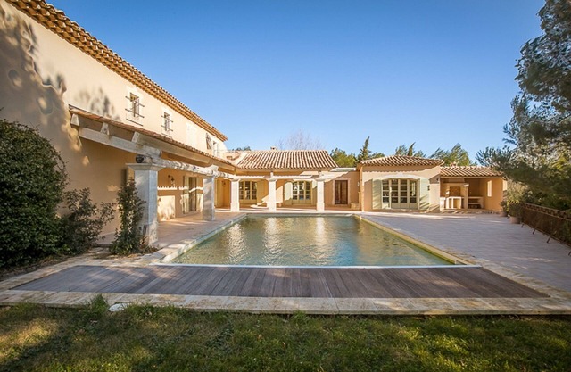Provence, prestigioso Golf. 8 habitaciones, 7 baños, Piscina, A/C, sauna, Gimn.