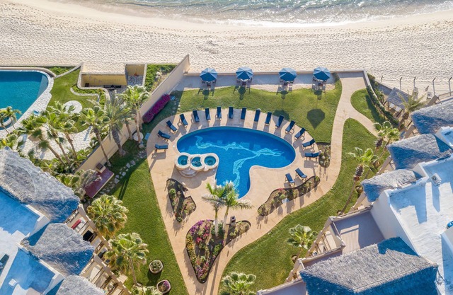 Las Olas Oceanfront Surfer's Paradise, unidad final de 3 dormitorios a nivel del suelo