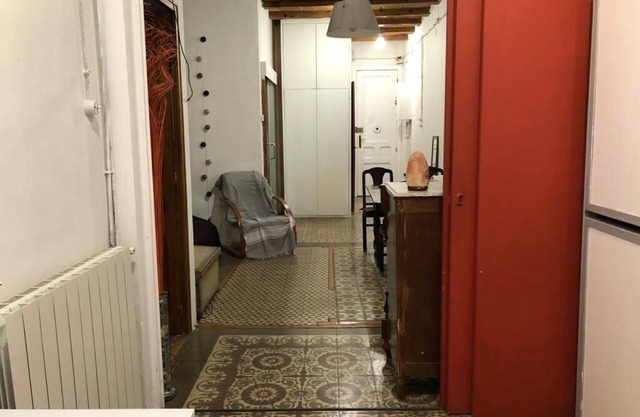 Last call! Piso centro Barcelona.10’ Pl. España, 20’ Pl Cataluña. 30’ Airport