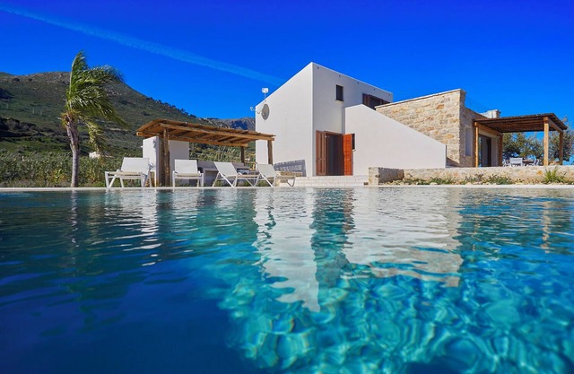 WWW.BAGLIORIDISICILIA.COM - LAST MINUTE 4/30 AUGUST!