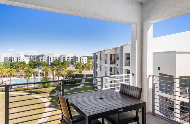 Last Minute Disney Getaway! Luxury Condo with Private Balcony. Book Now! #119393