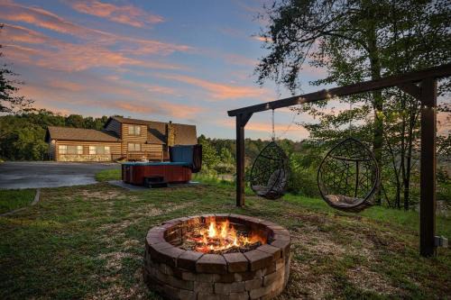 Launch Pricing, 5 BR with Crib, 6 mins to Blue Ridge