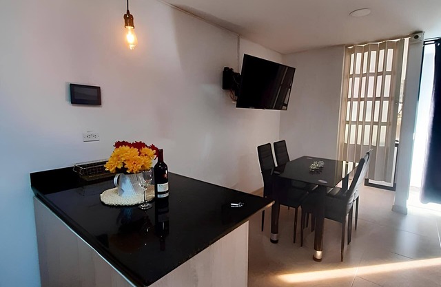 Laureles apartment near the 70