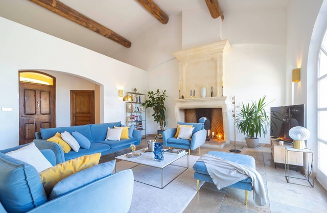 Lavish Villa First Floor near Aix w/Pool & AC - Le Tholonet