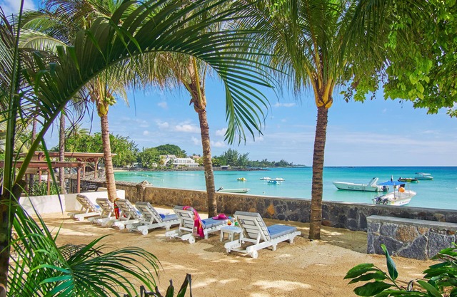 Le Beachclub Serviced Apartments and Villas