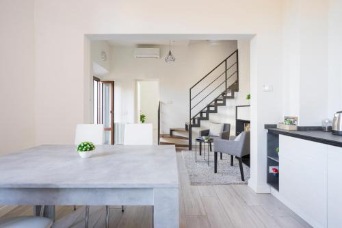 "Le Cure Home" Appartamento con 2 Camere Matrimoniali, Terrazzo