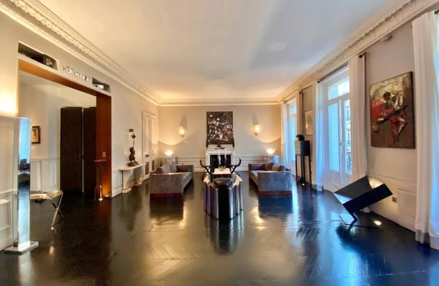 Le Loft Triangle D'or - 220m2 - Champs Elysées - Montaigne