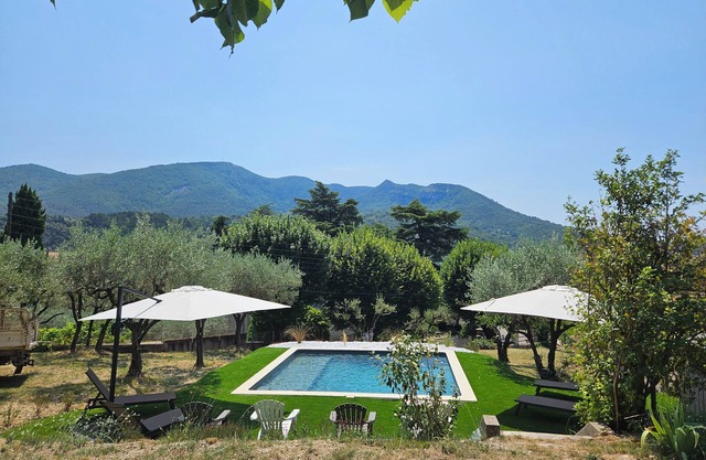 LE MAËLIA 5☆☆☆☆☆ The countryside 350M (5min walk) from the town center