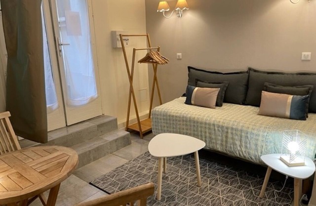 Estudio en el centro de París para una persona con aire acondicionado.