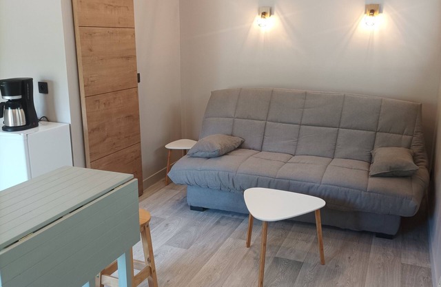 Le Petit Chez est Situé a la Rivière Saint Sauveur a 2 km du Port de Honfleur