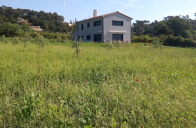 LE PETIT SUD: VILLA 6/8 personas con jardín, pista de petanca y terraza.
