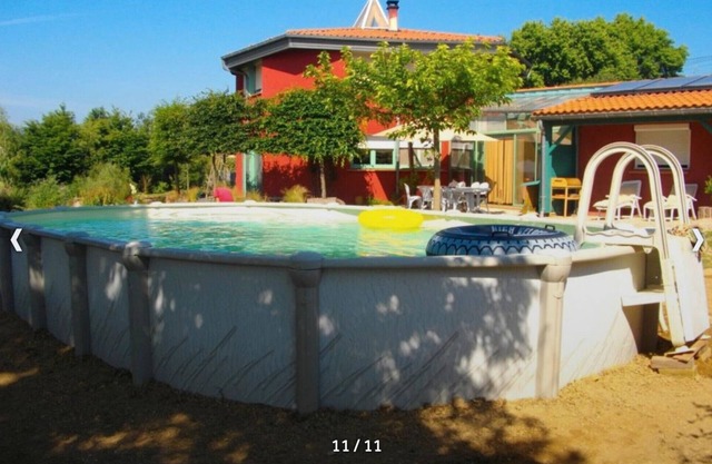 Le Pied à Terre – Cosy Holiday Home with Pool and Pyrenees View in Estibeaux