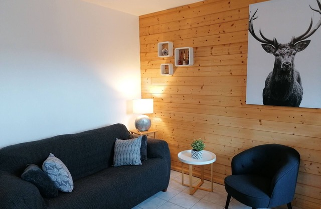 Les Agapanthes *** lakeside apartment
