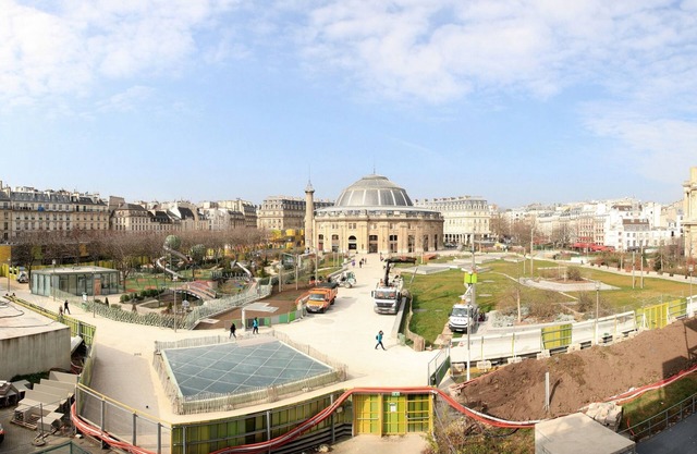 Les Halles 1 Bedroom Deluxe Apartment With Aircon