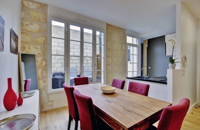 Les Halles - Dos Habitaciones Piso, Capacidad 5
