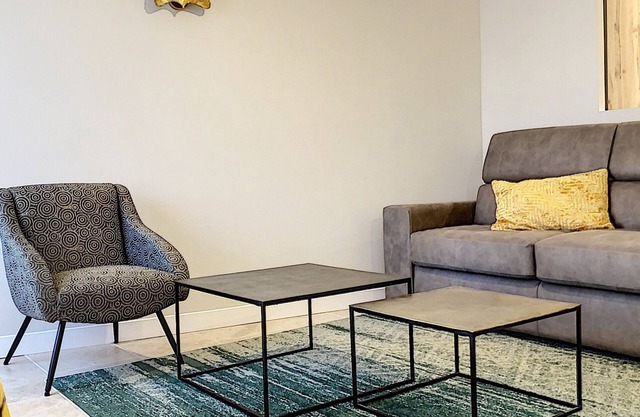 Les Oliviers-Apartamento-Premium-Baño con ducha-Vista a la Ciudad
