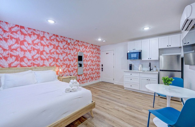 Let's Surf Studio Apartment