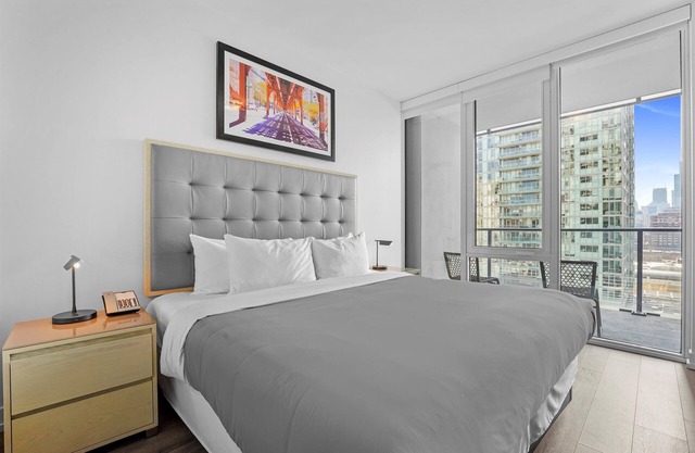 Level Old Town - Two Bedroom Suite with full kitchen, living room, and laundry
