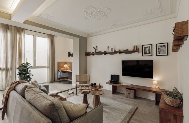 Levia - 3 bedrooms and balcony in Eixample Esquerra