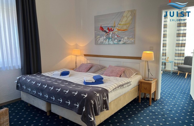 Liebevoll Hergerichtete Zimmer Bieten Ihnen Einen Erholsamen Urlaub