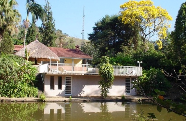 Lindóia - Casa de campo por temporada