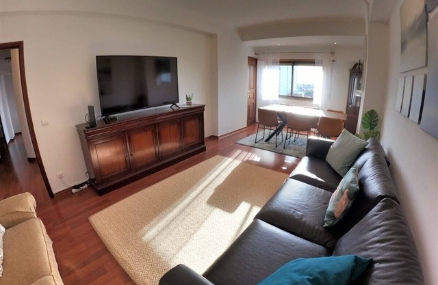 Lisbon, T2 apartment in condominium, Linda-a-Velha, Oeiras, Lisbon