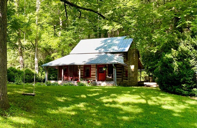 La cabaña de Lissie Wright, Est 1895. Scenic Creek, 7. 5 Acres, 15 min a Downtwn AVL