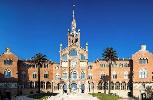 Live Like a Local in Central Barcelona – 3BR Apartment with Balconies