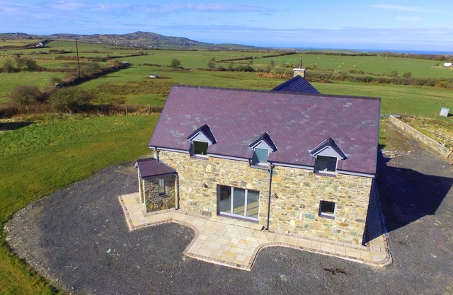 Llanddygfael Hir - Cuatro Habitaciones Casa, Capacidad 8