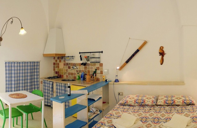 Scirocco Lodge por 2 p con cocina, en Masseria con piscina en Salento