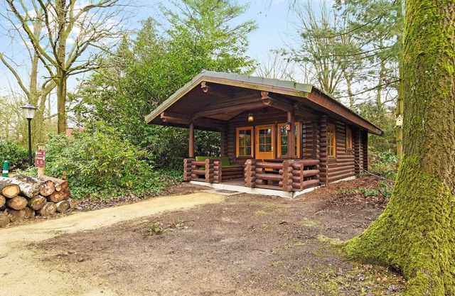 Lodge con jacuzzi, a 18 km. desde Tilburgo