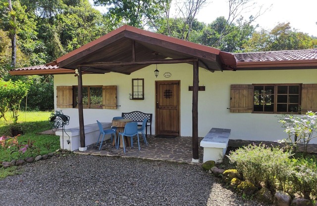 Hacienda Mil Bellezas Lodge with Private 40ha Jungle Reserve and Large Pool