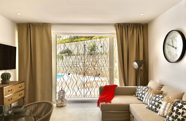Loft 18 Beach Front Marbella - EaW Homes