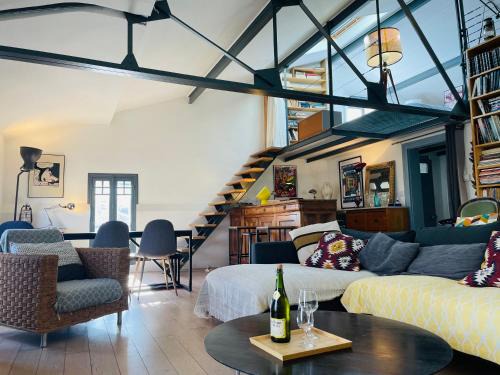 Loft Cosy de 120m2 en plein Centre-Ville à 2 pas de la Comédie Grande ou Petite Terrasse selon les mois