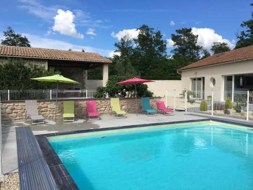 Loft piscine chauffée et couverte