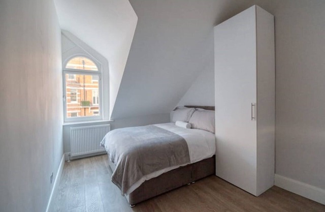 Loft studio flat - Chelsea