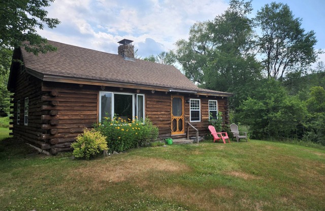 Cabaña de madera en las montañas blancas de New Hampshire