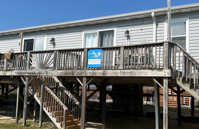 Love The Salt Shack! 2 bedroom oceanfront condo!