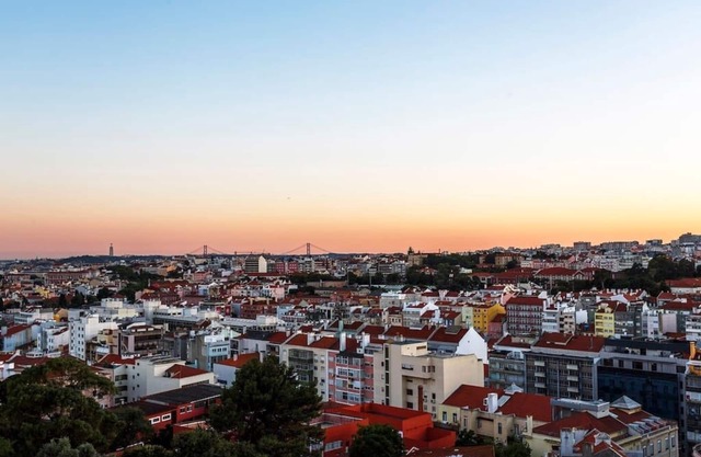 Amazing apartment with incredible views overlooking Lisbon