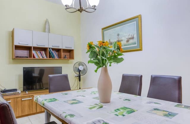 Lovely 2BR Apt in the Historical town of Bormla