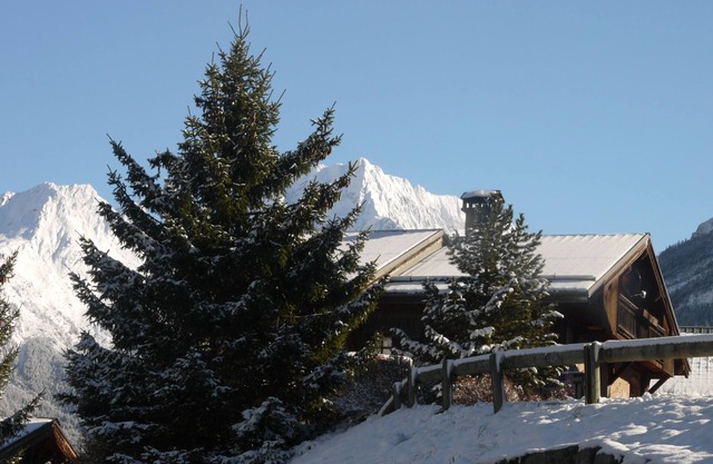 Encantador chalet alpino cerca de la parada de bus, vistas maravillosas