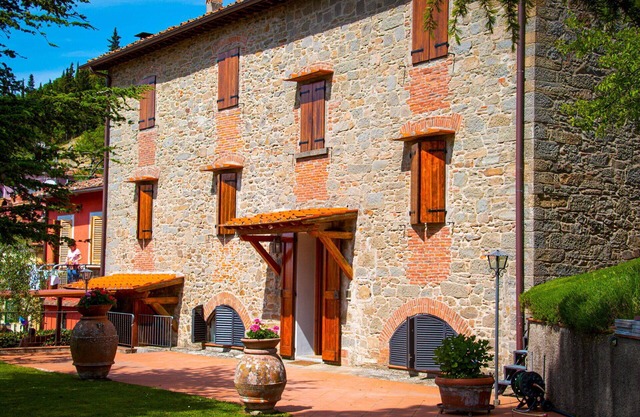 Apartamento con A/C, WIFI, TV, terraza, vista panorámica, aparcamiento, cerca de Greve In Chianti