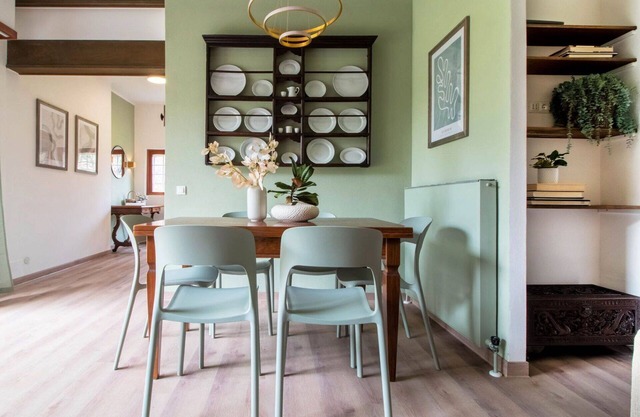 Bonito apartamento para 6 personas con WIFI, piscina, TV, patio y aparcamiento