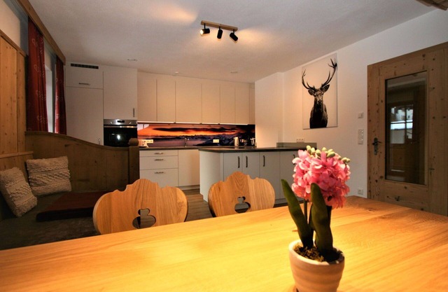 Bonito apartamento para 5 personas con WIFI, TV, terraza y aparcamiento