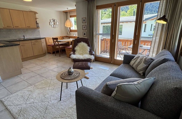 Precioso apartamento para 3 personas con WIFI, TV y balcón