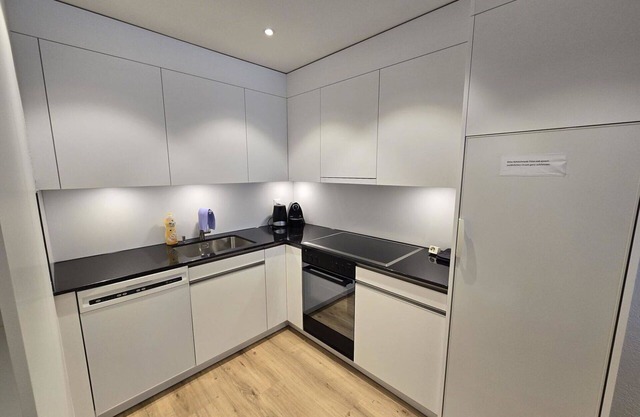 Precioso apartamento para 4 personas con WIFI, TV y balcón